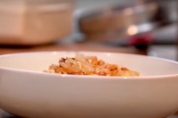 Каша. Фото: скриншот YouTube