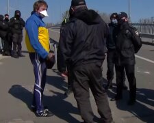 Украинцам выписали 296 штрафов. Фото: youtube