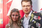 Девица легкого поведения: Харламова затравили из-за Асмус, он ответил жестко