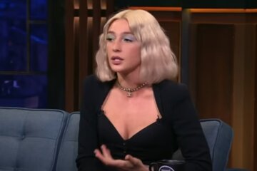 Купальник-ниточки натянула по самое не могу: похудевшая звезда "Орел и Решка" Настя Ивлеева вернула грудь, но ненадолго