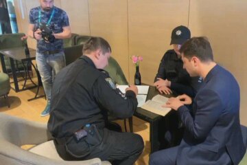 Зеленский схлопотал штраф — украинцы в восторге