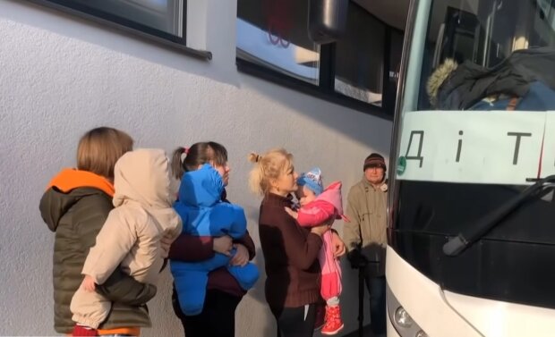 Термінова евакуація дітей: в одній із областей України зробили екстрену заяву