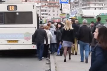 В Запорожье общественный транспорт, несмотря на запрет, выйдет на маршруты. Фото: скрин Youtube