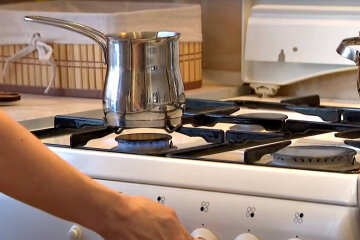 Комунальні послуги. Фото: скріншот YouTube-відео.