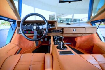 Lamborghini Countach. Фото: скриншот YouTube