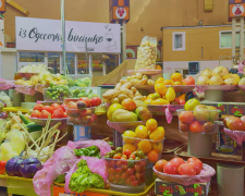Українців забезпечать продуктами. Фото: YouTube