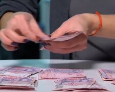 Зарплаты в Украине. Фото: YouTube, скрин