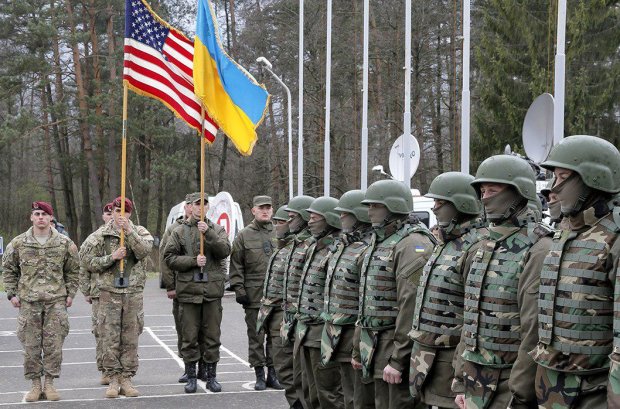 Армия США и Украины. Фото: blogbaster.livejournal