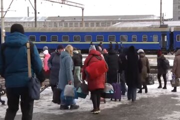 Эвакуация людей. Фото: скриншот YouTube-видео