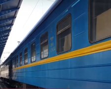 Цього чекали 8 років: Укрзалізниця розпочала продаж квитків до Донецька, Луганська та Сімферополя