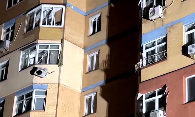 Як отримати резервні матеріали для ремонту будинків у Києві. Фото: YouTube