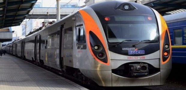 "Интерсити" больше не будет: Укрзализныця сокращает скоростные маршруты