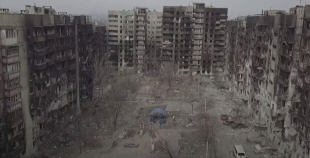 Зруйнований Маріуполь. Фото: скріншот YouTube-відео