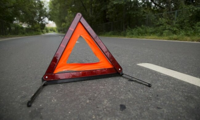 «Перелетное» ДТП в столице: машина «взлетела»