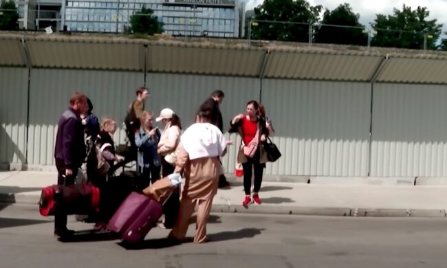 От этой цифры мурашки по коже: сколько украинских беженцев не планируют возвращаться домой – результаты опроса
