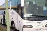 Украинцы застряли на границе. Фото: youtube
