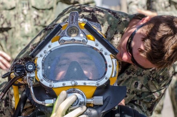 Украинцам показали, как проходят учения водолазов на Sea Breeze - 2019. Уникальные кадры. Видео