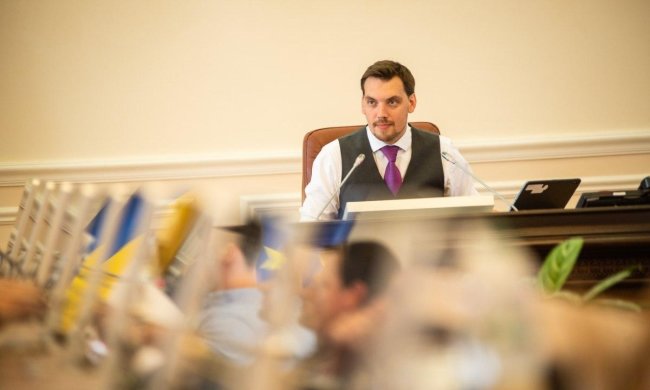 В Кабмине за неделю изменили будущее семейных бюджетов всех жителей страны, фото: Униан