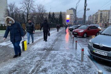 Гололедица в Украине: последствия в регионах. Фото: скрин YouTube