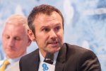 Вакарчук жестко уколол Зеленского: взял в «Голос» человека, поливавшего президента грязью
