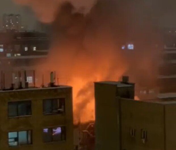 Пожежа в Москві. Фото: скрін відео