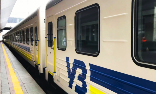 С 9:30 и каждый час: как будут курсировать поезда от Киева до Львова