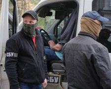 Громкое задержание от СБУ: Уложили на асфальт ОПГ, запугавшую всю область