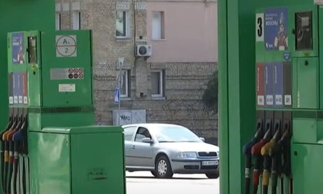АЗС. Фото: скриншот YouTube-видео