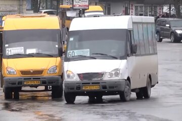 Маршрутки. Фото: скриншот YouTube-видео
