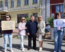 «Київ пам’ятає. Київ чекає»: на Подолі пройшла масштабна акція на підтримку полонених цивільних українців