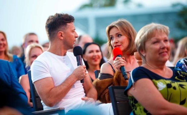 Зеленский пришел на концерт «Лиги смеха» в Одессе, где шутили только о Порошенко
