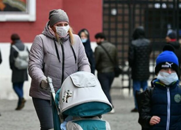 Родители хватаются за головы: в Киеве массово закрывают школы и детские сады