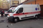 Во Львове 18 человек попали в больницу с отравлением после свадьбы