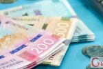 Пенсіонери з грошима — доплата за понаднормовий стаж