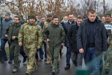 Мост в Станице Луганской был открыт 20 ноября. Фото: Офис президента