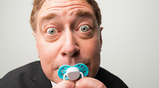 Теперь все родители обязаны давать детям деньги, пока 23 года не исполнится