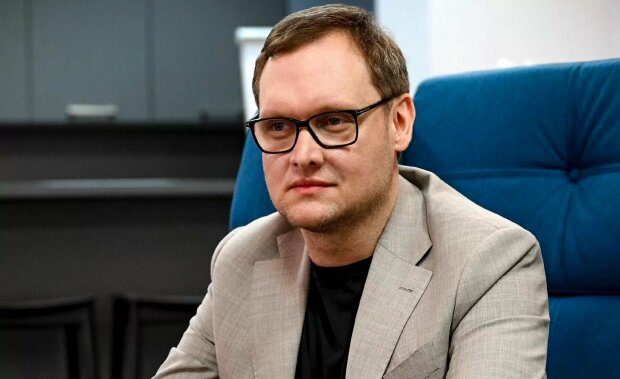 Замглавы ОП Смирнов укрывал Чауса в подземном паркинге и помог ему сбежать из Украины, а значит, должен сидеть в тюрьме, - журналист