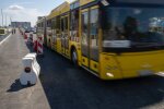 В Украине появится гуманитарный транспорт. Фото: КМДА