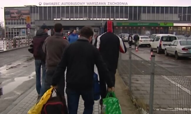 Заробитчане. Фото: скриншот YouTube-видео