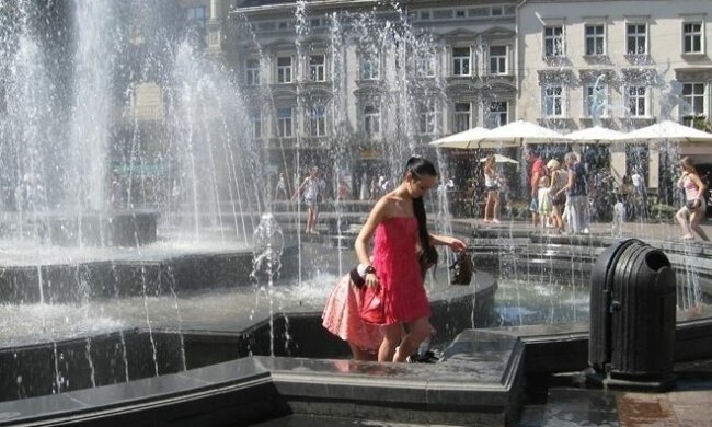 Лето вернется в столицу 1 сентября: прогноз погоды в Киеве