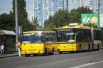 Водитель потерял сознание: в Днепре троллейбус слетел с дороги