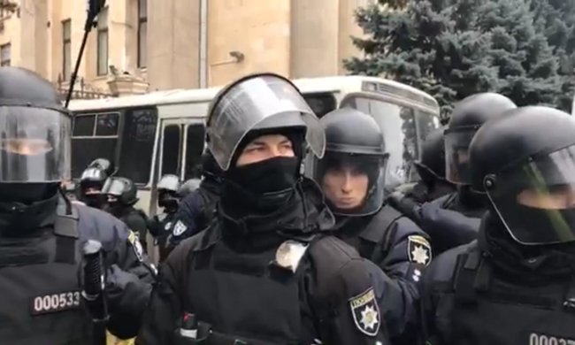 Полиция. Фото: скрин youtube