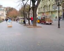 Дерибасовская Одесса. Фото: скриншот YouTube