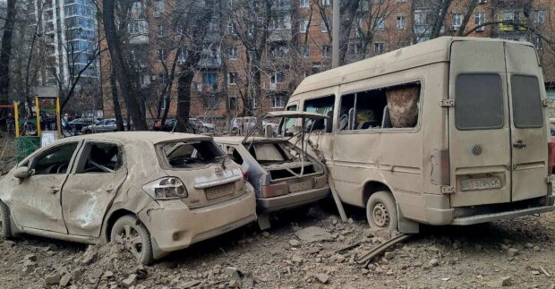 Центр Киева разнесло: Зеленский показал жуткие кадры последствий утреннего удара