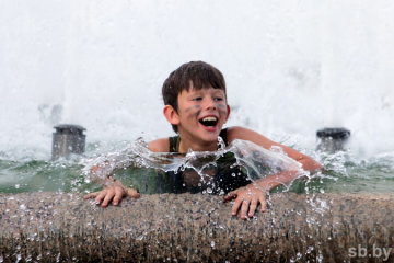 Прогноз погоды на 17 июня: синоптики поведали о дождях - кто сможет охладиться