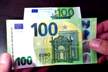 В Украине планируют перейти с американской валюты на евро. Фото: YouTube