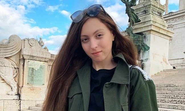 В сети «заклевали» дочь Поляковой из-за ее парня
