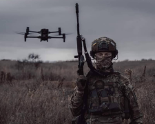 Нові контракти у ЗСУ: більша зарплата, відстрочка, фіксована служба - що пропонують