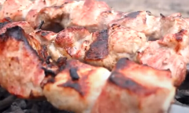 Шашлык. Фото: youtube.com