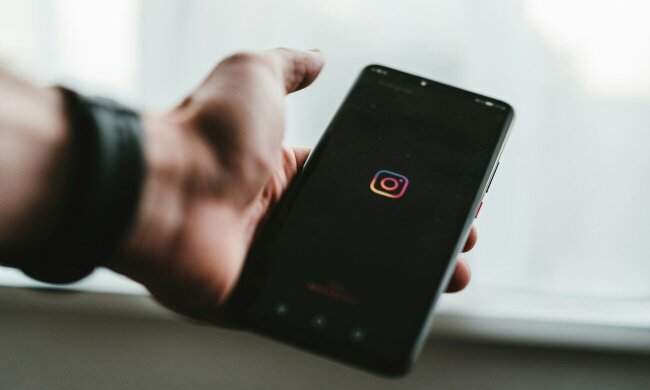 Чат-бот Instagram и хакерская атака